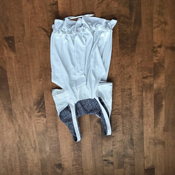 LuluLemon Athletic Top - Picture 2 of 4